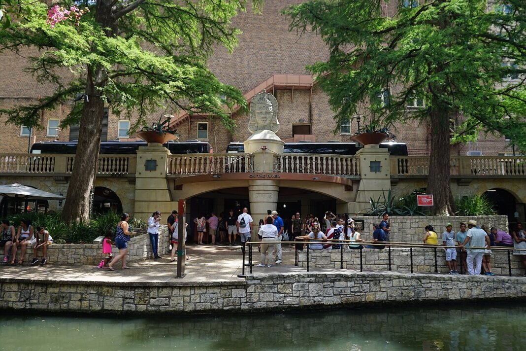 Texas Travel Guide 2026: Big Bend, Hill Country, San Antonio, and Austin San Antonio Texas River Walk travel guide 2026