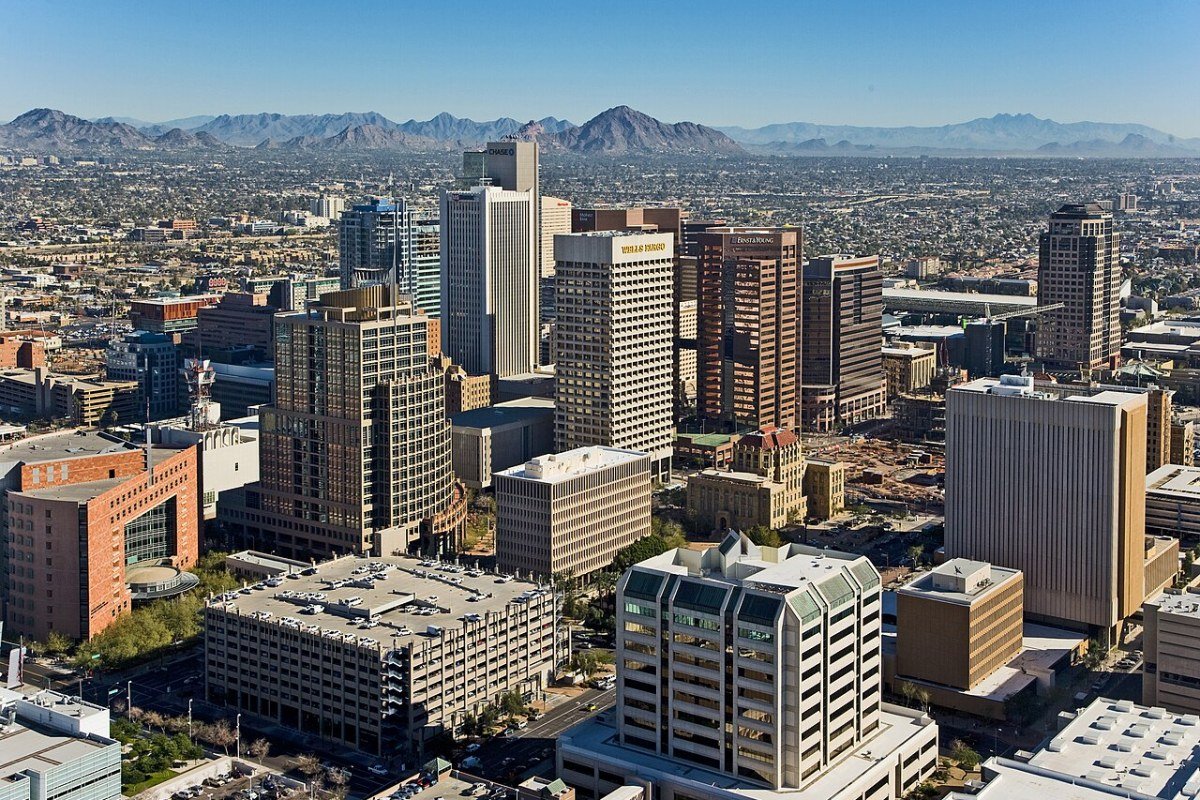 Cost of Living in Arizona 2026: Is It Really Affordable? Downtown Phoenix Arizona aerial view city skyline