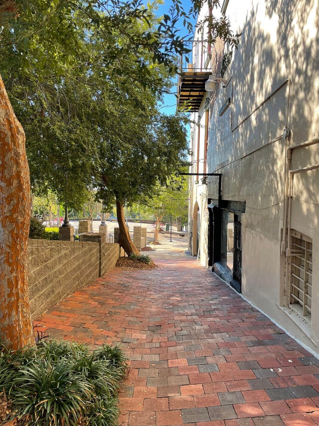 Outdoor Activities in Mississippi 2026: River, Delta, and Gulf Brick alley Washington Street to Gordon Lane Vicksburg Mississippi historic district