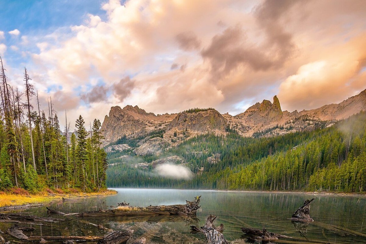Moving to Idaho in 2026: Complete Relocation Guide Morning clouds over Hell Roaring Lake Sawtooth Mountains Idaho alpine scenery