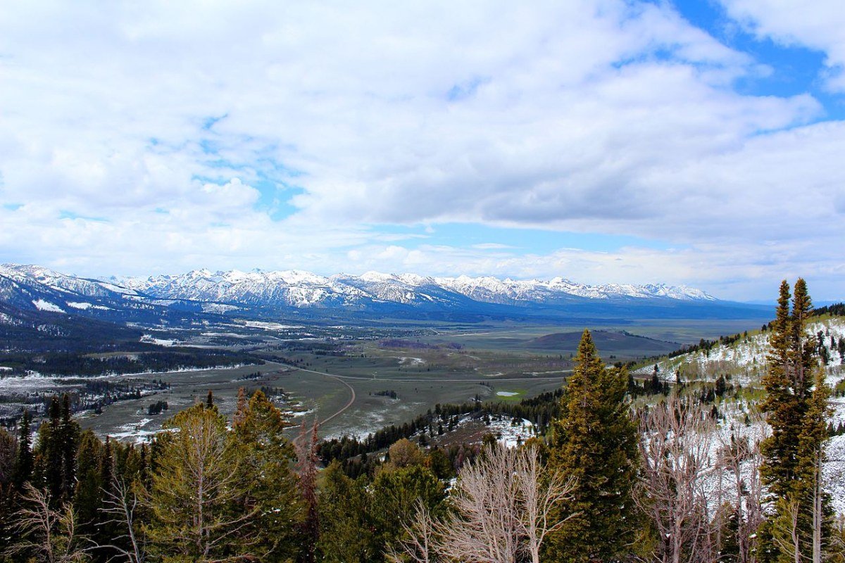 Idaho Travel Guide 2026: Best Places to Visit in the Gem State Galena Summit Idaho panoramic view Sawtooth Mountains and Wood River Valley