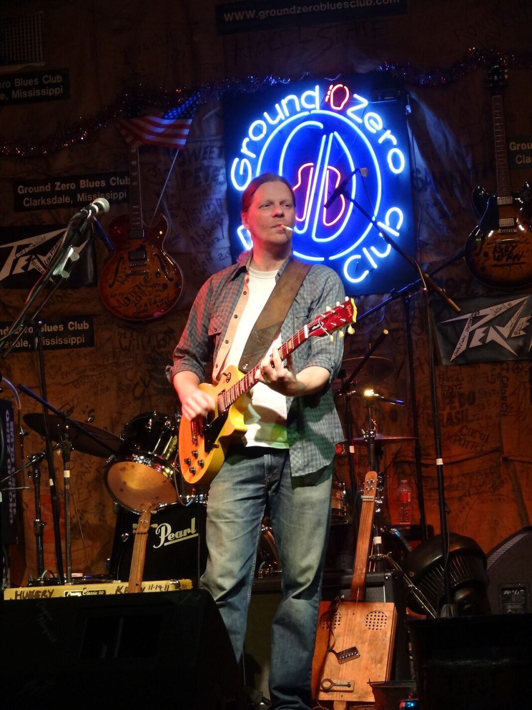 Mississippi Travel Guide 2026: Natchez, the Blues Highway, and the Gulf Coast Ground Zero Blues Club Clarksdale Mississippi Delta blues music live venue