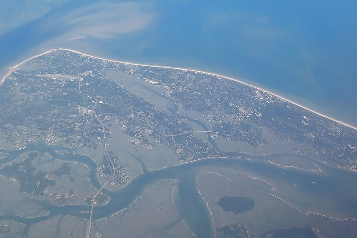 Cost of Living in South Carolina 2026: Affordable Living With Southern Charm Hilton Head Island aerial view South Carolina barrier island resort community