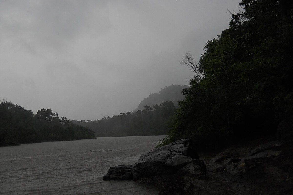 Best Places to Live in Illinois 2026: Chicago Neighborhoods and Beyond Horseshoe Bluff overlooking the Mississippi River Jackson County Illinois