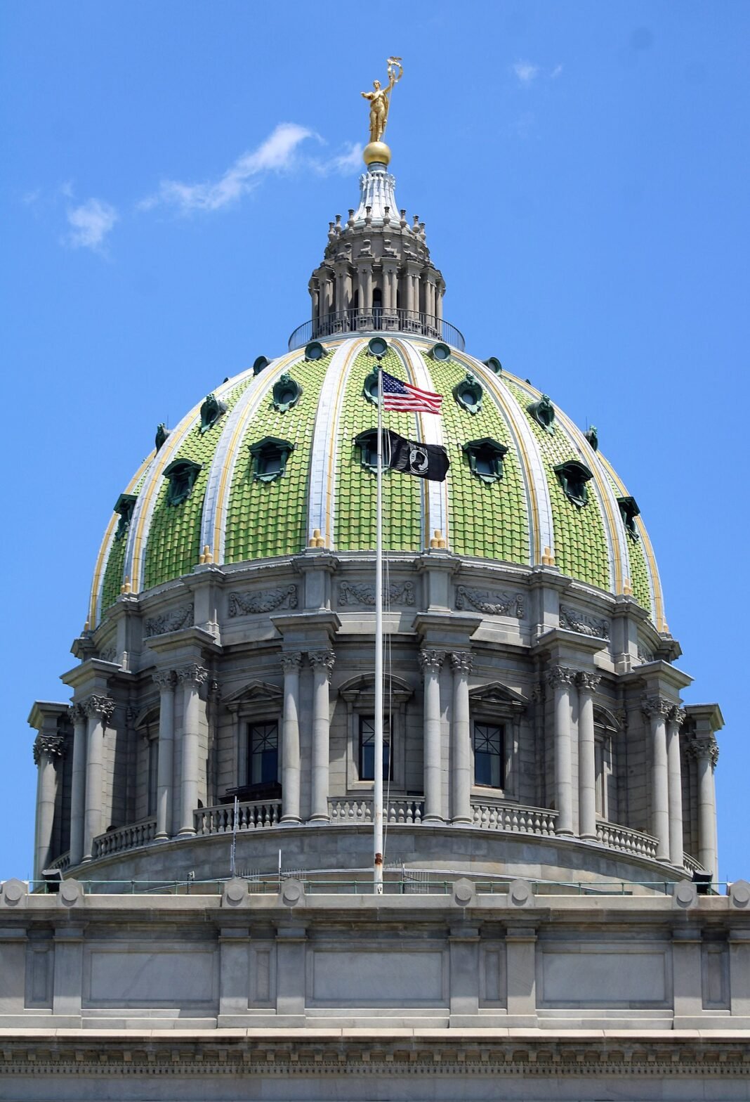 Moving to Pennsylvania in 2026: Complete Relocation Guide Pennsylvania State Capitol dome Harrisburg Italian Renaissance architecture