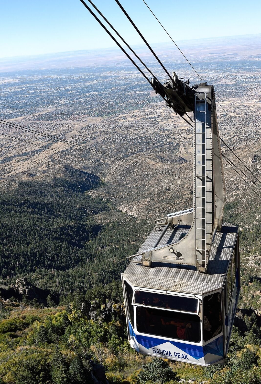 Moving to New Mexico in 2026: Complete Relocation Guide Sandia Peak Aerial Tramway above Albuquerque New Mexico Sandia Mountains