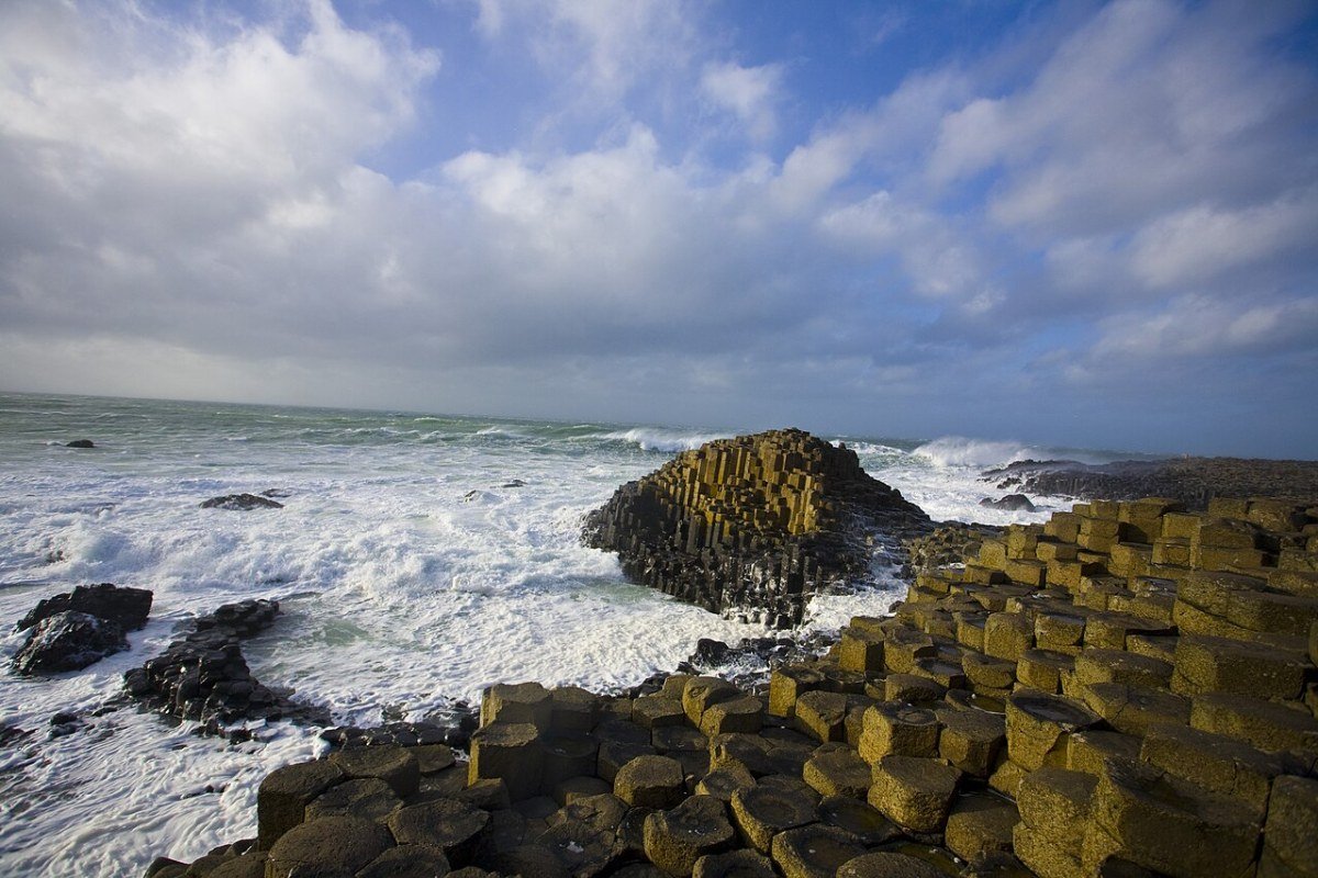 Northern Ireland Outdoor Guide 2026: Causeway Coast, Mourne Mountains, and Wild Atlantic Walks Slieve Donard peak Mourne Mountains scenic landscape Northern Ireland UK