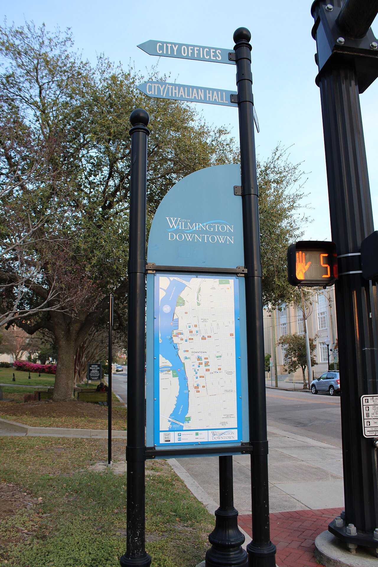 Downtown Wilmington Delaware city map infographic urban planning