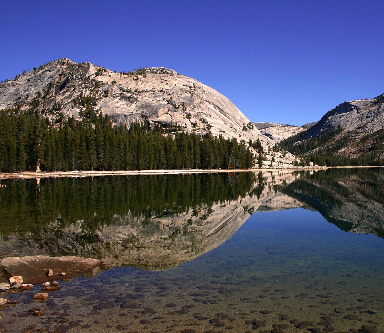 Tenaya Lake Yosemite National Park California Sierra Nevada alpine lake glacial