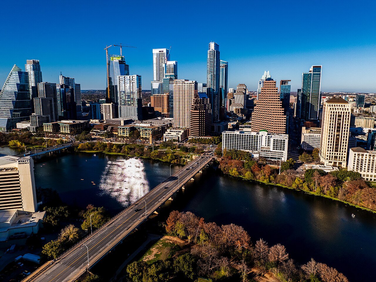 Austin Texas residential neighborhood homes craftsman bungalows tree streets urban walkable