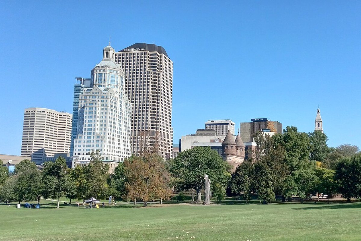 Best Places to Visit in Connecticut: A Travel Guide to the Constitution State Hartford Connecticut skyline along the Connecticut River New England