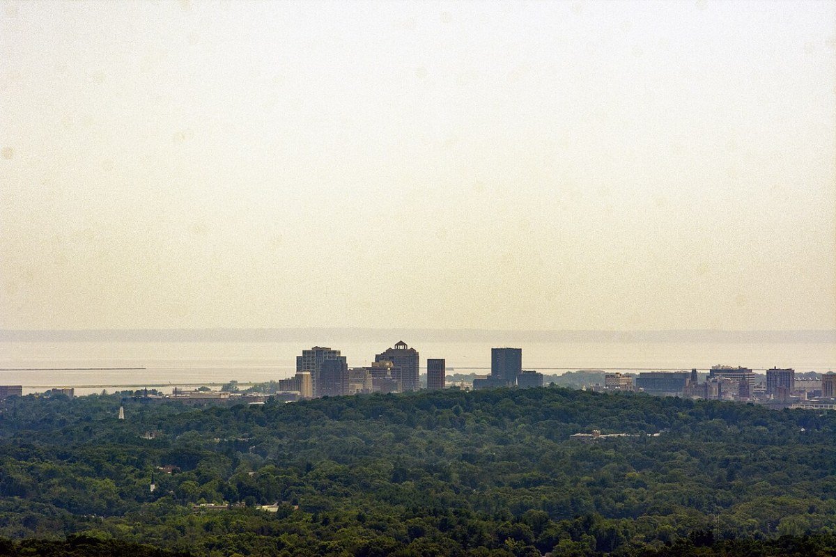 Moving to Connecticut: The Complete 2026 Relocation Guide New Haven Connecticut viewed from Sleeping Giant State Park Hamden hillside