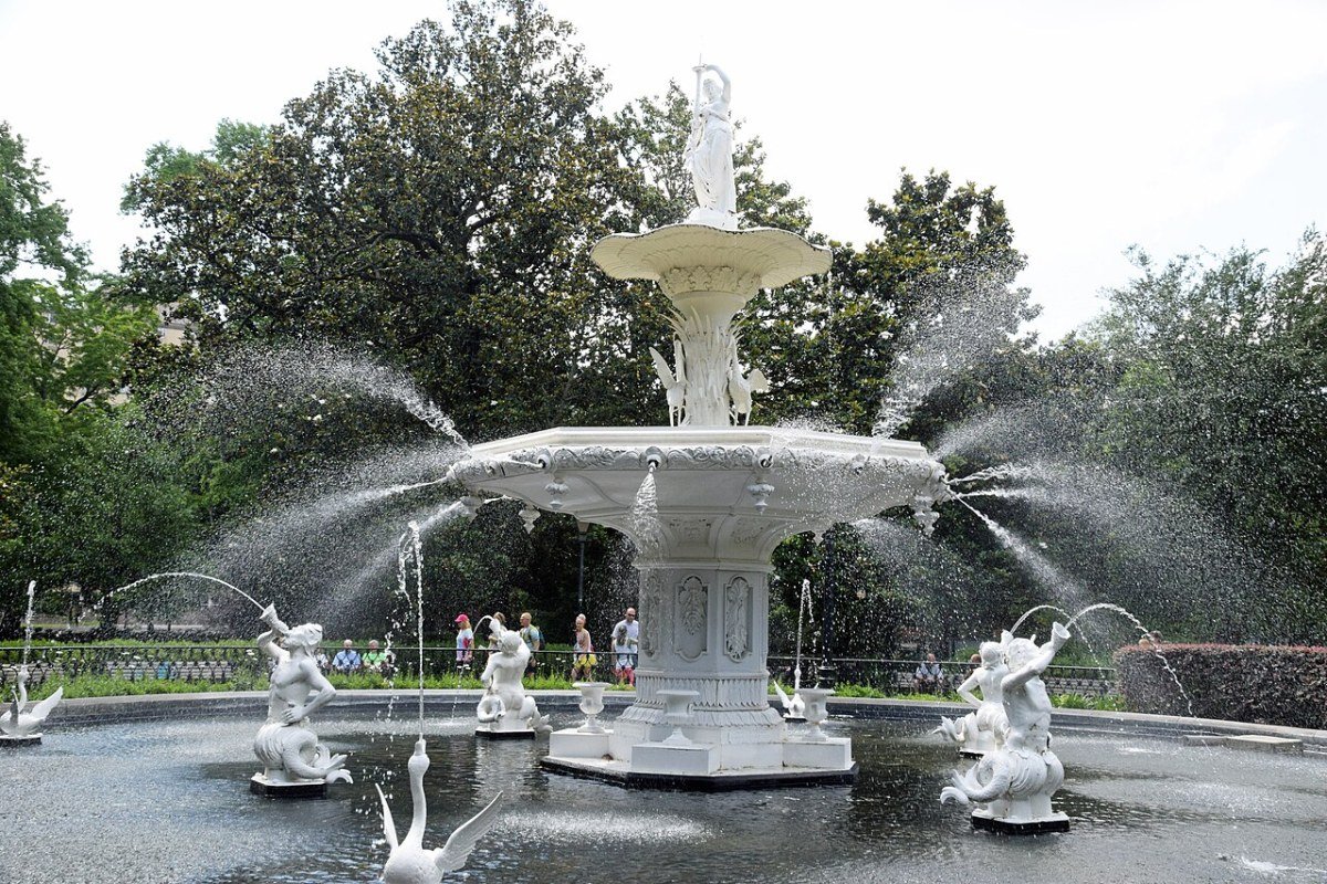 Best Places to Visit in Georgia: Savannah, Atlanta, the Golden Isles and More Forsyth Park fountain Savannah Georgia moss-draped oaks historic square