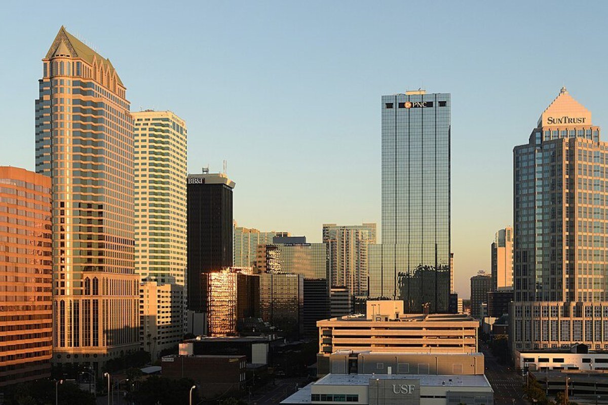 Cost of Living in Florida 2026: No Income Tax, But What About the Rest? Tampa Florida skyline Hillsborough River downtown waterfront