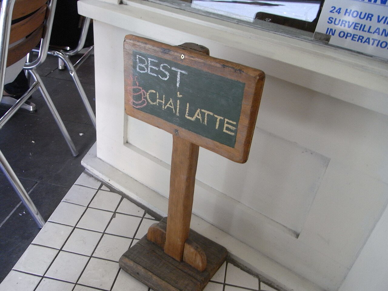 Degraves Street Melbourne CBD laneway café — the famous narrow laneways of Melbourne's city centre are lined with independent espresso bars that define Australia's coffee capital