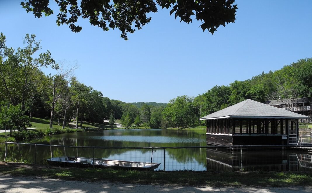Outdoor Activities in Missouri 2026: Ozark Rivers, Trails, and the Great Rivers Current River State Park, Ozarks, Missouri