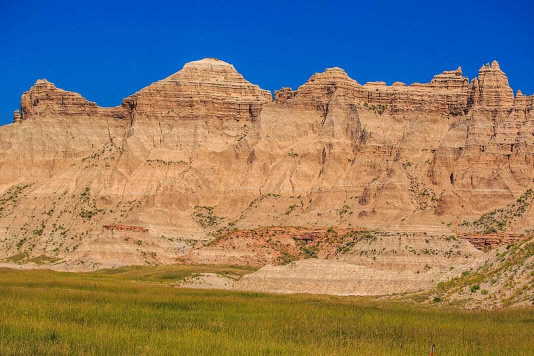 Cost of Living in South Dakota 2026: No Income Tax and Prairie Affordability Dramatic rock formations at Badlands National Park, South Dakota