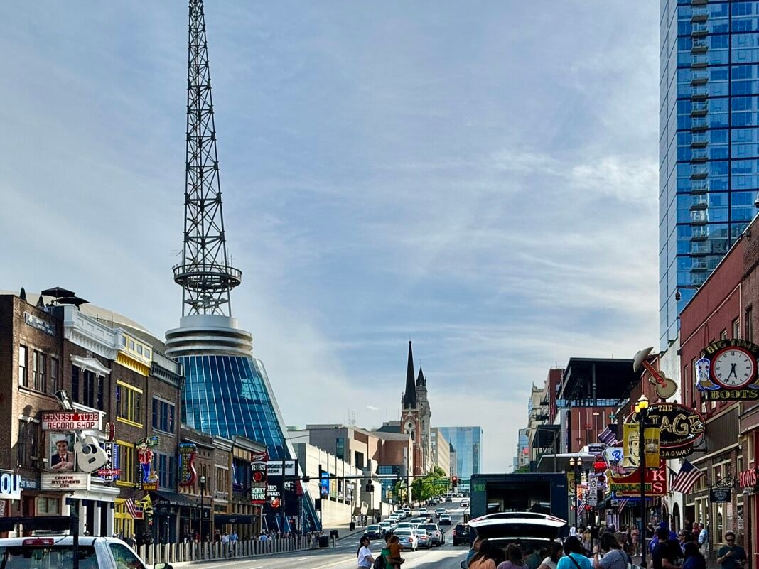 Tennessee Travel Guide 2026: Nashville, Smoky Mountains, and Memphis Broadway honky tonk district in downtown Nashville, Tennessee