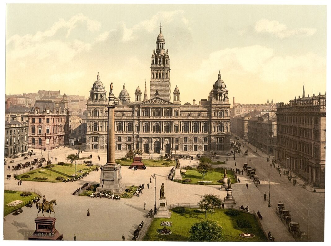 Best Cities in Scotland 2026: Edinburgh, Glasgow, Aberdeen, Inverness, and Where to Live George Square in the heart of Glasgow, Scotland