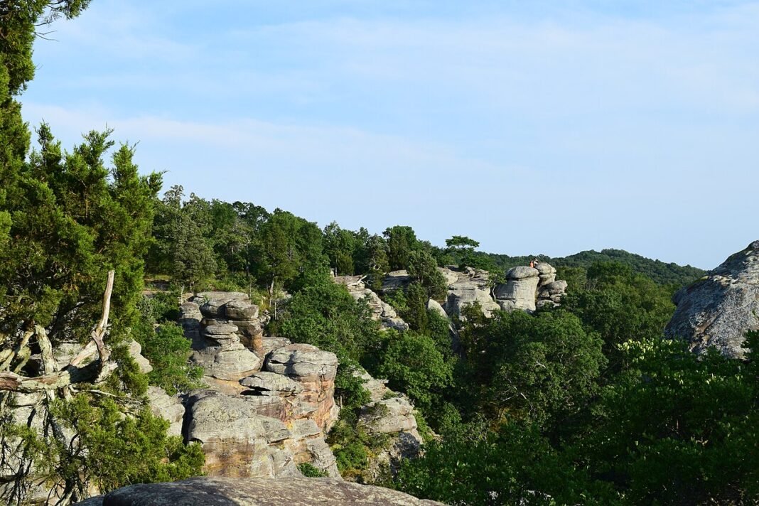 Illinois Outdoor Activities 2026: From Chicago Lakefront to Shawnee Wilderness Garden of the Gods, Shawnee National Forest, Illinois 2021