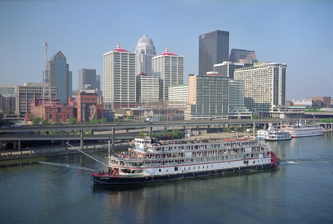 Cost of Living in Kentucky 2026: Southern Affordability With Character Steamboat on Ohio River with downtown Louisville, Kentucky